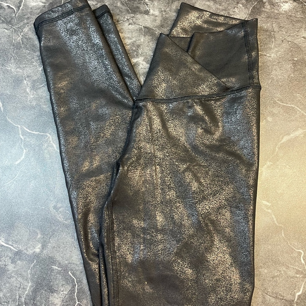 Offline by Aerie Crackle Leggings